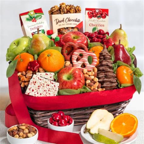 Learn About How To Make Your Own DIY Fruit Gift Basket