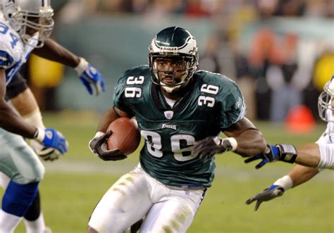 Eagles legend Brian Westbrook accepts executive role with XFL