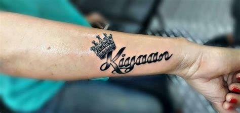 Name With Crown Tattoo Designs