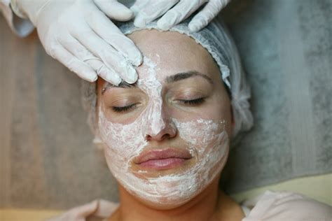 Your Complete Guide to Seasonal Skin Care in Westwood, Los Angeles | Skin And Cancer Institute