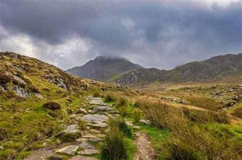 Premium Photo | Snowdonia national park