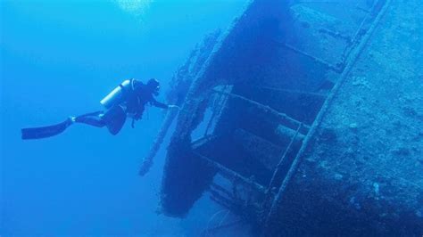 Will emergency oxygen be enough to save Titanic sub? | Al Bawaba