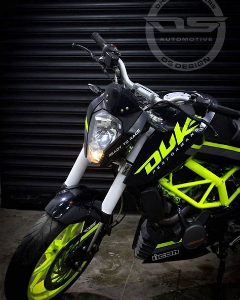 New KTM Duke 200 modified - Black-Fluorescent Green 2017 - ModifiedX | Ktm duke, Ktm, Image moto