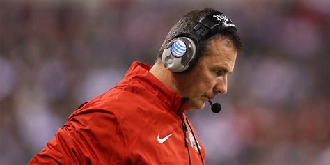 Urban Meyer Eats Pizza After Ohio State's Loss To Michigan State In Big ...