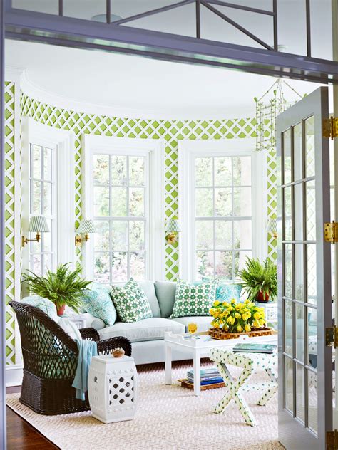 10 Enclosed Deck Decorating Ideas for an Outdoor Oasis - Get Inspired Now!