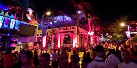 Nightlife in Playa Del Carmen - what you can expect for clubs, bars and ...