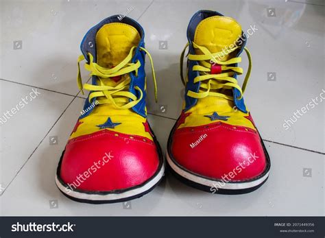 Big Clown Shoes Primary Colors Stock Photo 2071449356 | Shutterstock