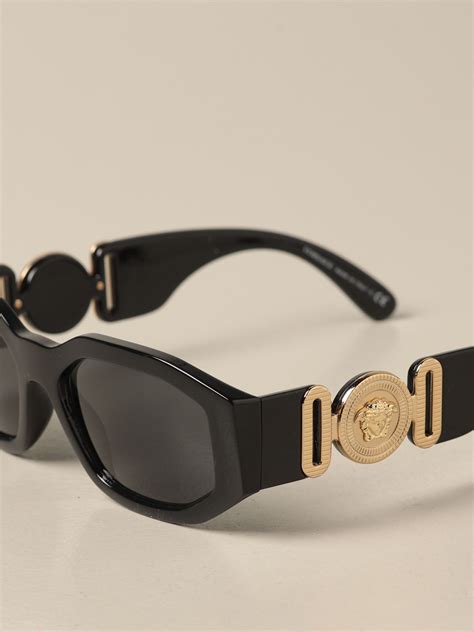 VERSACE: sunglasses in acetate with a medusa head - Black | Glasses Versace MOD.4361 GIGLIO.COM