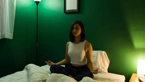 Goodbye Insomnia: Learn How Meditation Helps You Sleep Better ...