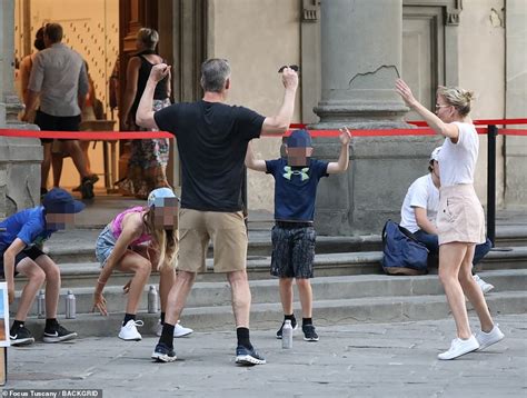 That's amore! Megyn Kelly strolls the streets of Florence, Italy with ...