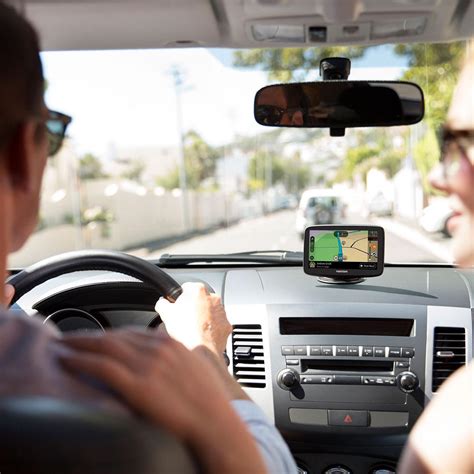 TomTom Car Sat Nav GO Basic, 6 Inch with Updates via WiFi, Lifetime Traffic via Smartphone and ...