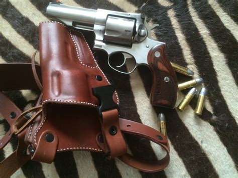 The Michael Bane Blog: Ruger Redhawk .45 Colt/.45 ACP and Hammerheads