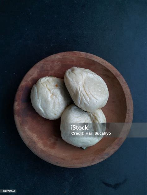 Steamed Bakpao Stock Photo - Download Image Now - Asian Food, Bamboo ...