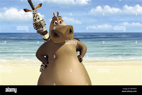 MELMAN THE GIRAFFE, GLORIA THE HIPPO, MADAGASCAR, 2005 Stock Photo - Alamy