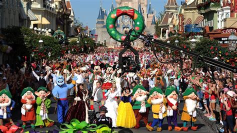 Annual Disney Christmas Special to film in November