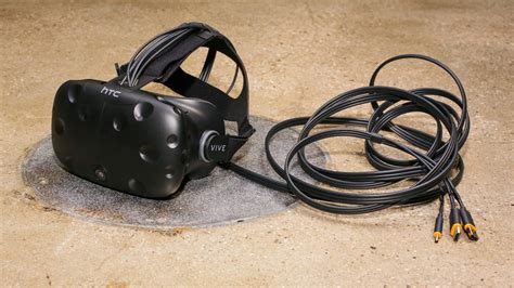 HTC Vive is the most advanced VR system yet (photos) - CNET