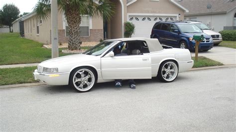 2000 Cadillac Eldorado - Information and photos - MOMENTcar