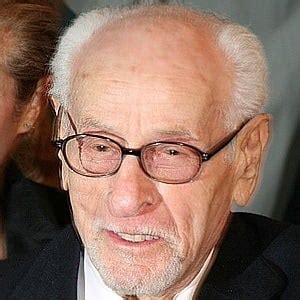 Eli Wallach - Trivia, Family, Bio | Famous Birthdays