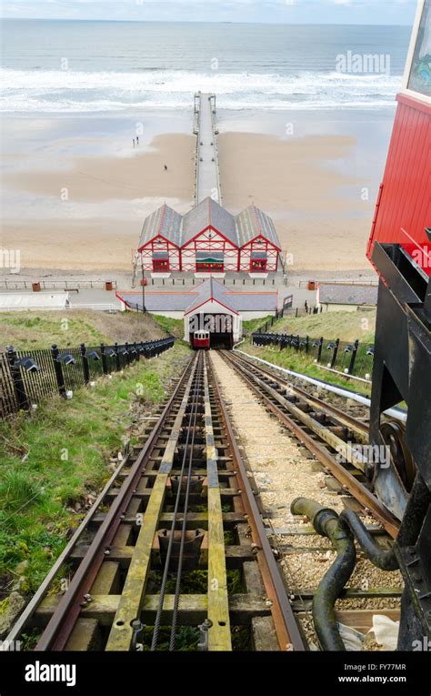 Saltburn Cliff Lift at Saltburn-by-the-Sea Stock Photo - Alamy