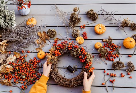 Make your own autumn wreath with these gorgeous kits