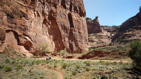 Canyon de Chelly Hiking & Camping Adventure | REI Adventures