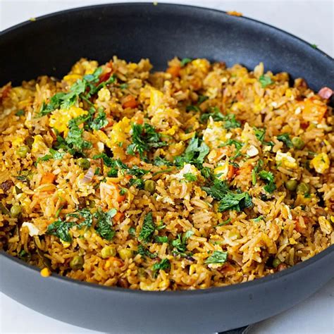 Indian Fried Rice - Indo-Chinese Fried Rice Recipe - East Indian Recipes