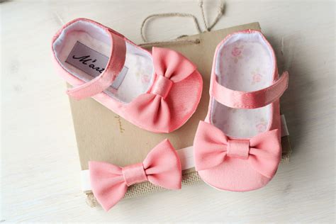 Blush pink baby girl shoes and bow headband coral pink baby | Etsy