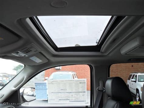 2011 Chevrolet Suburban LTZ 4x4 Sunroof Photo #40890357 | GTCarLot.com