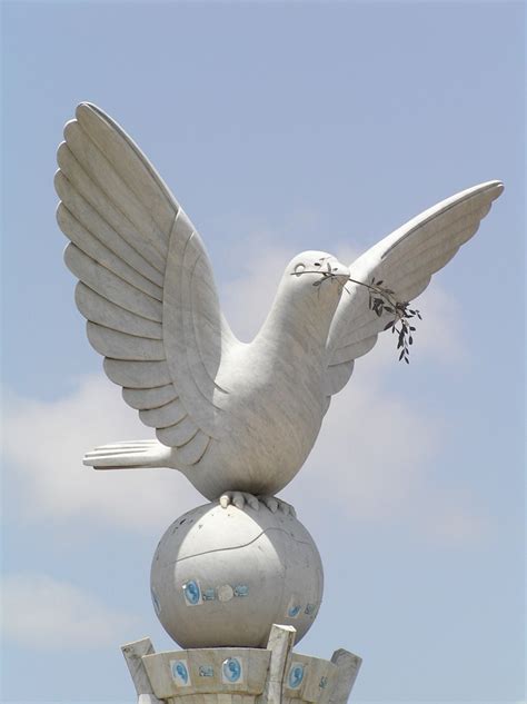 peace dove | Peace dove statue in Lome, Togo | Jeff Attaway | Flickr