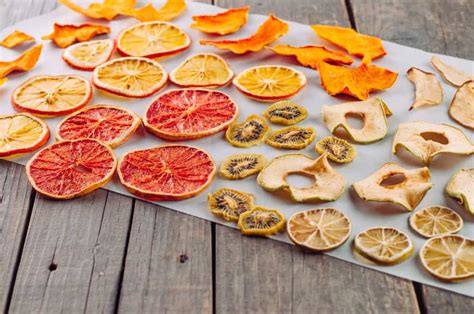 3 Ways To Dehydrate Fruit At Home & 7 Delicious Recipes