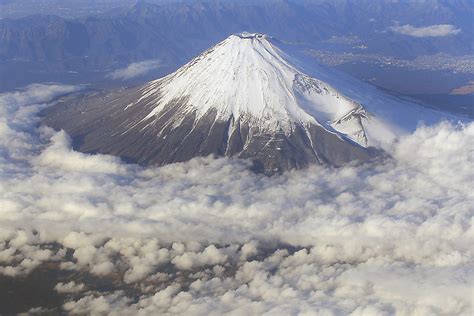 Mount Fuji is 'brown hill,' A-Bomb Dome is 'depressing': Whiners diss Japan's wonders | The ...