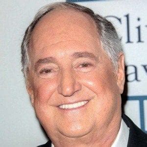 Neil Sedaka - Age, Family, Bio | Famous Birthdays