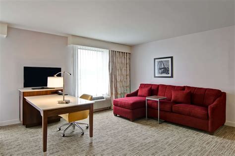 Hampton Inn & Suites Detroit/Troy Troy, Michigan, US - Reservations.com