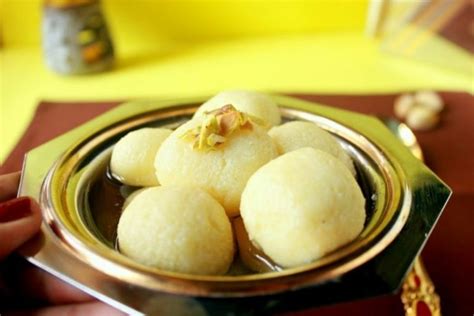 Top 10 Famous Foods of Bikaner you can try - Treebo