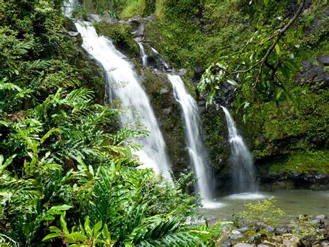 Waterfalls in Kauai | Kauai Exploration Guides | ILoveHawaii