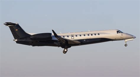 Embraer Legacy 600 - Skyllence