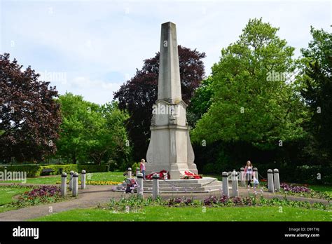 War Memorial in Castle Gardens, The Causeway, Bishop's Stortford Stock ...