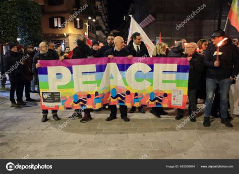 Avellino Italy February 2023 People Flags Peace Protest Signs Torches – Stock Editorial Photo ...