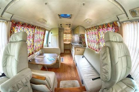 25 Luxury RV Motorhome Interior Design For Summer Holiday – DECOOR ...