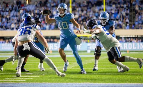 North Carolina vs Clemson football first look: key matchup, player to ...