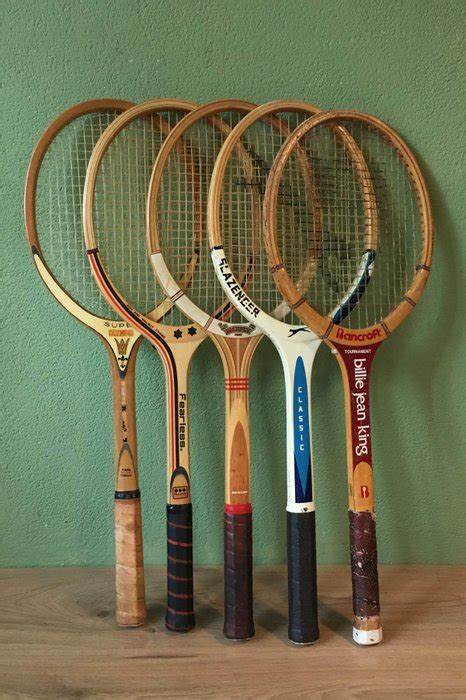 Old wooden tennis rackets (5) - Wood - Catawiki