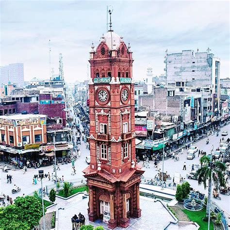 Faisalabad, Pakistan. : r/CityPorn