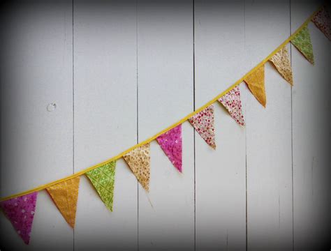 Vintage Pollyanna: Scrappy Love Fabric Flag Banner