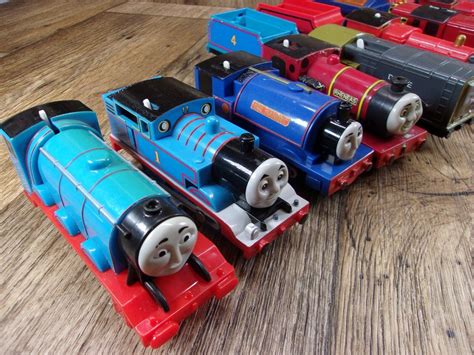 10 Thomas & Friends Trackmaster Engine Lot NOT WORKING FOR PARTS REPAIR ONLY | #4612027019