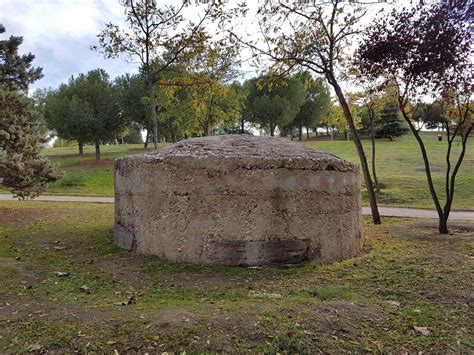 Haunting map of Madrid’s forgotten bunkers reveals Western Front ...