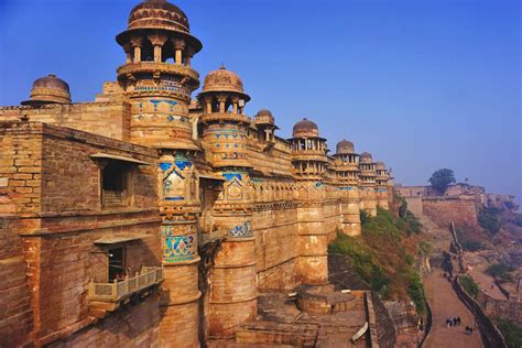 Gwalior Fort: Historical Facts about One of the Oldest Hill Forts in ...