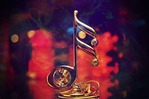 HD wallpaper: gold-colored music note emblem \, nota, decorative ...