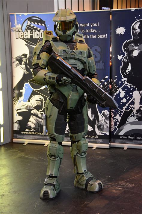 Master Chief Cosplay by masimage on DeviantArt