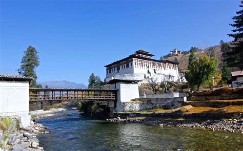 Rinpung Dzong | Paro Dzong | North Bengal Tourism