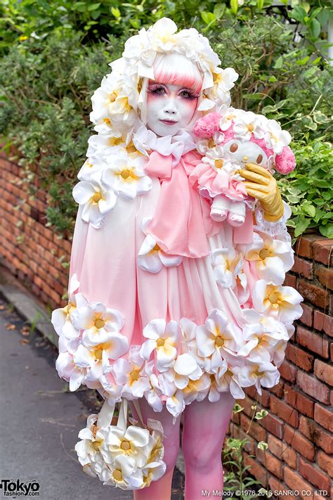 Japanese Shironuri Artist Minori’s My Melody Fashion in Harajuku – Tokyo Fashion